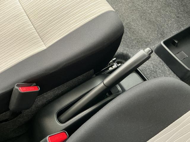 ミライースX SAIII 4WD コーナーセンサー LEDヘッドライト走行無制限1年保証 前後コーナーセンサー 4WD オートハイビーム LEDヘッドライト アイドリングストップ キーレスエントリー 横滑り防止装置 オートライト ヘッドライトレベライザー 電動格納ミラー(兵庫県)の中古車