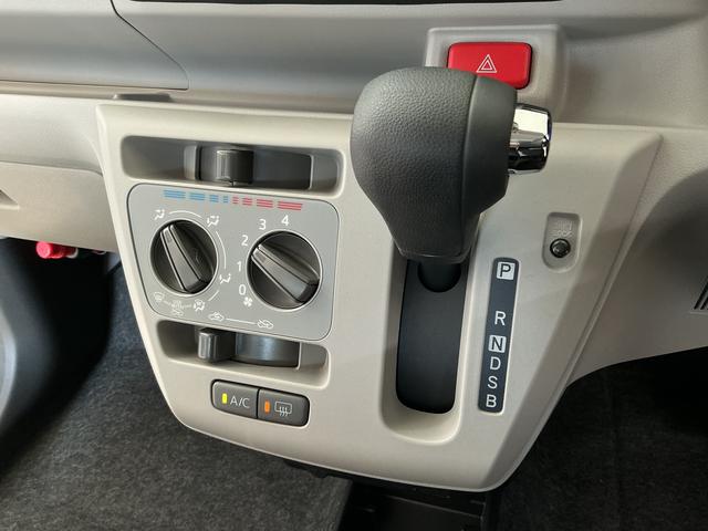 ミライースX SAIII 4WD コーナーセンサー LEDヘッドライト走行無制限1年保証 前後コーナーセンサー 4WD オートハイビーム LEDヘッドライト アイドリングストップ キーレスエントリー 横滑り防止装置 オートライト ヘッドライトレベライザー 電動格納ミラー(兵庫県)の中古車
