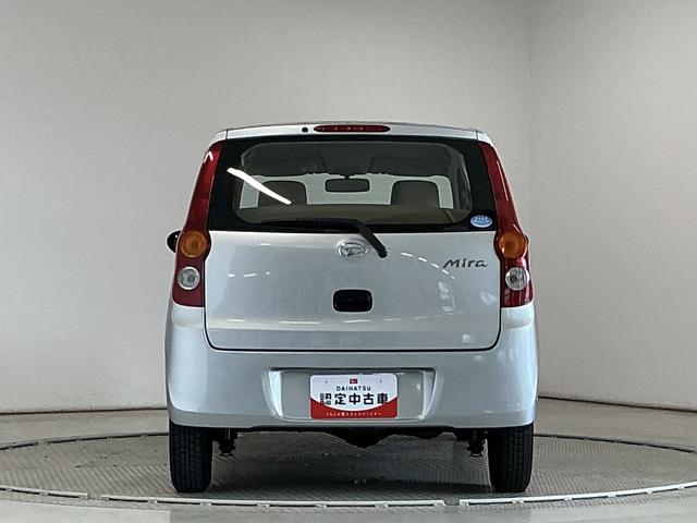 ミラXスペシャル 4WD 5MT CDオーディオ キーレス走行無制限1年保証 キーレスエントリー 4WD MT車 CDオーディオ ドアバイザー ヘッドライトレベライザー アクセサリーソケット マニュアルエアコン テンパータイヤ 衝突安全ボディ ラゲッジマット(兵庫県)の中古車