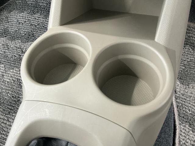 ミラXスペシャル 4WD 5MT CDオーディオ キーレス走行無制限1年保証 キーレスエントリー 4WD MT車 CDオーディオ ドアバイザー ヘッドライトレベライザー アクセサリーソケット マニュアルエアコン テンパータイヤ 衝突安全ボディ ラゲッジマット(兵庫県)の中古車