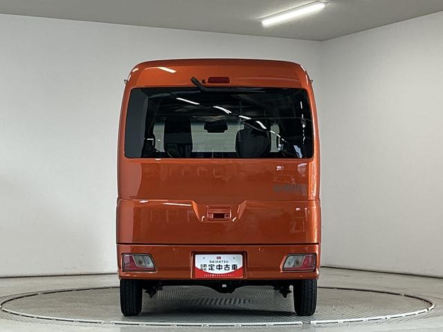 ハイゼットカーゴクルーズ　ＣＶＴ　禁煙　ワンオーナー　前後コーナーセンサー走行無制限１年保証　前後コーナーセンサー　禁煙車　ワンオーナー　オートハイビーム　アイドリングストップ　プッシュスタート　横滑り防止装置　ドアバイザー　ヘッドライトレベライザー　電動格納ドアミラー（兵庫県）の中古車