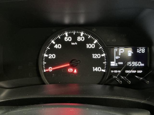 ハイゼットカーゴクルーズ　ＣＶＴ　禁煙　ワンオーナー　前後コーナーセンサー走行無制限１年保証　前後コーナーセンサー　禁煙車　ワンオーナー　オートハイビーム　アイドリングストップ　プッシュスタート　横滑り防止装置　ドアバイザー　ヘッドライトレベライザー　電動格納ドアミラー（兵庫県）の中古車
