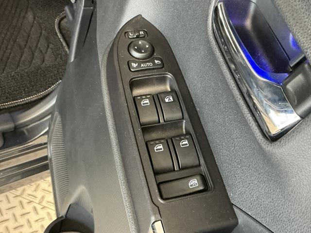 タントカスタムＲＳ　ターボ　禁煙　ワンオーナー　１０インチナビＴＶ１年保証　禁煙車　ワンオーナー　ドラレコ　１０インチナビＴＶ　ＥＴＣ２．０　パノラマモニター　両側電動スライドドア　コーナーセンサー　シートヒーター　Ｂｌｕｅｔｏｏｔｈ　１５インチ純正アルミホイール（兵庫県）の中古車