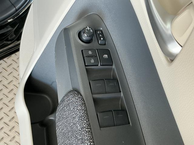 シエンタハイブリッドZ 8インチナビ ドラレコ ETC2.01年保証 8インチナビ ドラレコ ETC2.0 パノラミックビューモニター レーダークルーズコントロール 両側電動スライドドア コーナーセンサー ブラインドスポットモニター 15インチアルミホイール(兵庫県)の中古車
