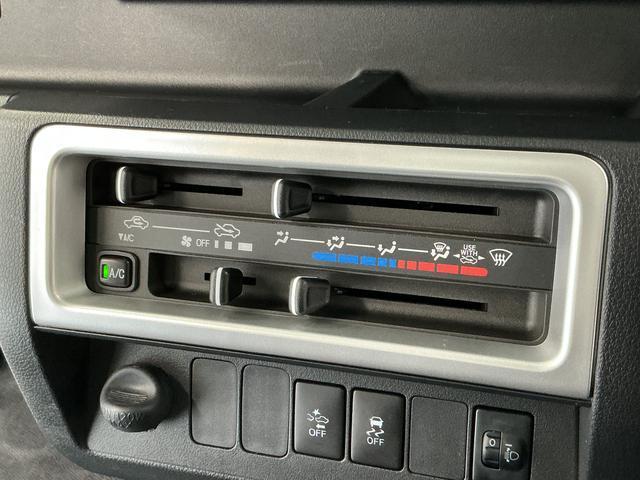 ハイゼットトラックエクストラSAIIIt 禁煙 1オーナー 3方開 荷台作業灯走行無制限1年保証 禁煙車 ワンオーナー AT車 キーレスエントリー 3方開 荷台作業灯 ゲートプロテクター リアゲートチェーン 横滑り防止装置 ドアバイザー ヘッドライトレベライザー スペアタイヤ(兵庫県)の中古車