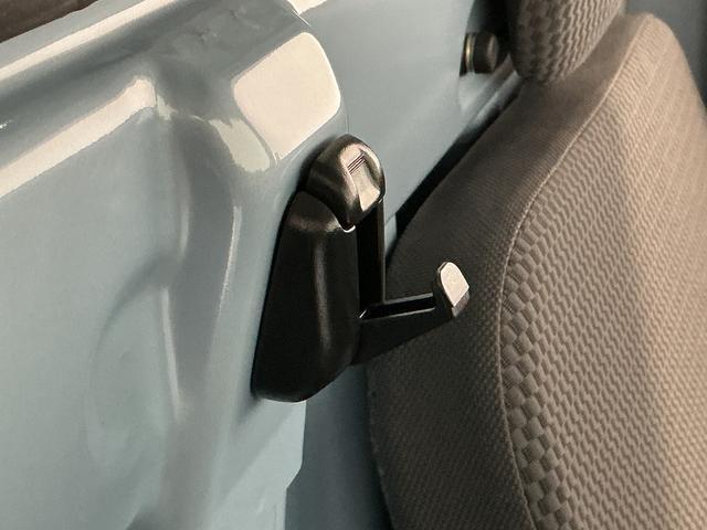 ハイゼットトラックエクストラSAIIIt 禁煙 1オーナー 3方開 荷台作業灯走行無制限1年保証 禁煙車 ワンオーナー AT車 キーレスエントリー 3方開 荷台作業灯 ゲートプロテクター リアゲートチェーン 横滑り防止装置 ドアバイザー ヘッドライトレベライザー スペアタイヤ(兵庫県)の中古車