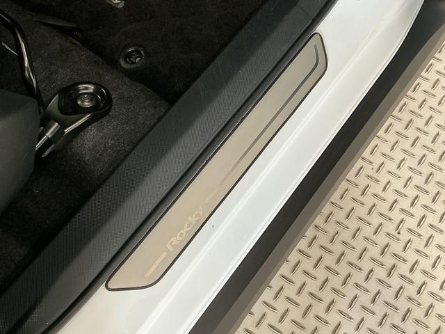 ロッキーG ターボ 禁煙 ワンオーナー ナビTV ドラレコ クルコン1年保証 禁煙車 ワンオーナー ナビTV ドラレコ バックカメラ アダプティブクルーズコントロール 前後コーナーセンサー 前席シートヒーター USB接続 オートハイビーム 17インチ純正アルミホイール(兵庫県)の中古車