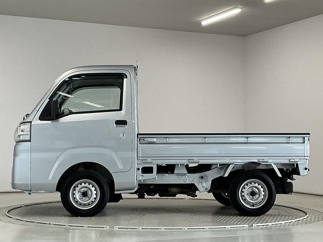 ハイゼットトラックスタンダード 4WD AT 禁煙 ワンオーナー ラジオ走行無制限1年保証 禁煙車 ワンオーナー 4WD AT車 キーレスエントリー オートライト 3方開 ゲートプロテクター ドアバイザー ヘッドライトレベライザー アクセサリーソケット スペアタイヤ(兵庫県)の中古車