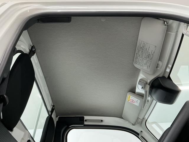 ハイゼットトラックスタンダード　４ＷＤ　５ＭＴ　前後コーナーセンサー　ラジオ走行無制限１年保証　前後コーナーセンサー　４ＷＤ　ＭＴ車　３方開　オートハイビーム　アイドリングストップ　横滑り防止装置　オートライト　ヘッドライトレベライザー　アクセサリーソケット　ラジオ（兵庫県）の中古車