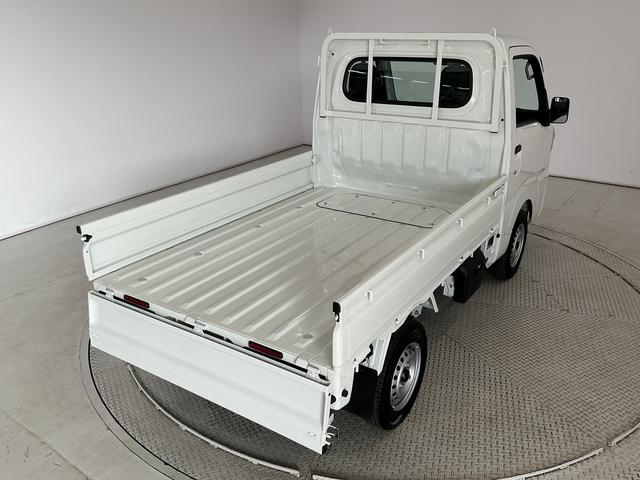 ハイゼットトラックスタンダード　４ＷＤ　５ＭＴ　前後コーナーセンサー　ラジオ走行無制限１年保証　前後コーナーセンサー　４ＷＤ　ＭＴ車　３方開　オートハイビーム　アイドリングストップ　横滑り防止装置　オートライト　ヘッドライトレベライザー　アクセサリーソケット　ラジオ（兵庫県）の中古車