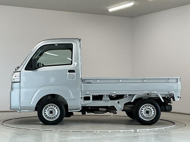 ハイゼットトラックスタンダード 3モード電子制御式4WD CVT 3方開走行無制限1年保証 前後コーナーセンサー 3モード電子制御式4WD CVT車 3方開 オートハイビーム アイドリングストップ 横滑り防止装置 オートライト ヘッドライトレベライザー スマートアシスト(兵庫県)の中古車