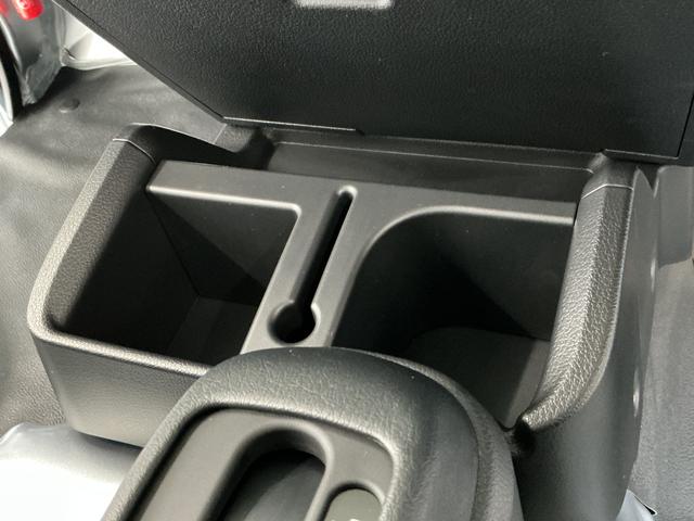 ハイゼットトラックスタンダード 3モード電子制御式4WD CVT 3方開走行無制限1年保証 前後コーナーセンサー 3モード電子制御式4WD CVT車 3方開 オートハイビーム アイドリングストップ 横滑り防止装置 オートライト ヘッドライトレベライザー スマートアシスト(兵庫県)の中古車