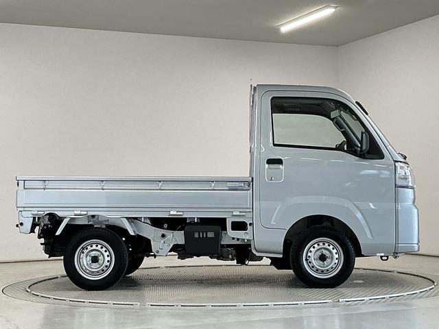 ハイゼットトラックスタンダード　４ＷＤ　５ＭＴ　前後コーナーセンサー　ラジオ走行無制限１年保証　前後コーナーセンサー　４ＷＤ　ＭＴ車　３方開　オートハイビーム　アイドリングストップ　横滑り防止装置　オートライト　ヘッドライトレベライザー　アクセサリーソケット　ラジオ（兵庫県）の中古車