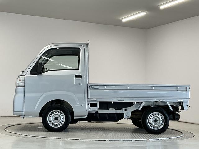 ハイゼットトラックスタンダード　４ＷＤ　５ＭＴ　前後コーナーセンサー　ラジオ走行無制限１年保証　前後コーナーセンサー　４ＷＤ　ＭＴ車　３方開　オートハイビーム　アイドリングストップ　横滑り防止装置　オートライト　ヘッドライトレベライザー　アクセサリーソケット　ラジオ（兵庫県）の中古車