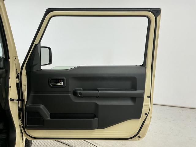 ジムニーXC オートマ 4WD 禁煙 ワンオーナー ナビTV ETC1年保証 4WD 4型 リアコーナーセンサー オートマ ワンオーナー ナビ フルセグTV 禁煙車 ETC バックカメラ 衝突軽減ブレーキ クルーズコントロール シートヒーター Bluetooth(兵庫県)の中古車