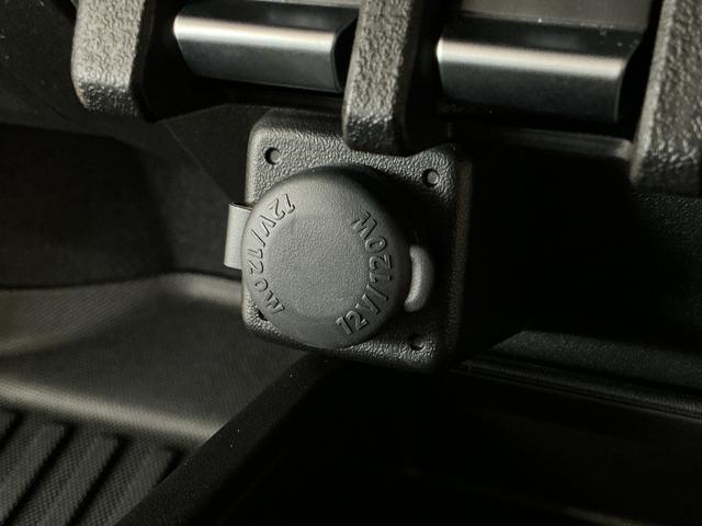 ジムニーXC オートマ 4WD 禁煙 ワンオーナー ナビTV ETC1年保証 4WD 4型 リアコーナーセンサー オートマ ワンオーナー ナビ フルセグTV 禁煙車 ETC バックカメラ 衝突軽減ブレーキ クルーズコントロール シートヒーター Bluetooth(兵庫県)の中古車