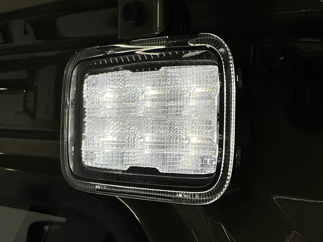ハイゼットトラックEXT 3モード電子制御式4WD CVT コーナーセンサー走行無制限1年保証 前後コーナーセンサー 3モード電子制御式4WD CVT車 3方開 荷台作業灯 オートハイビーム アイドリングストップ プッシュスタート 横滑り防止装置 オートライト デフロック(兵庫県)の中古車