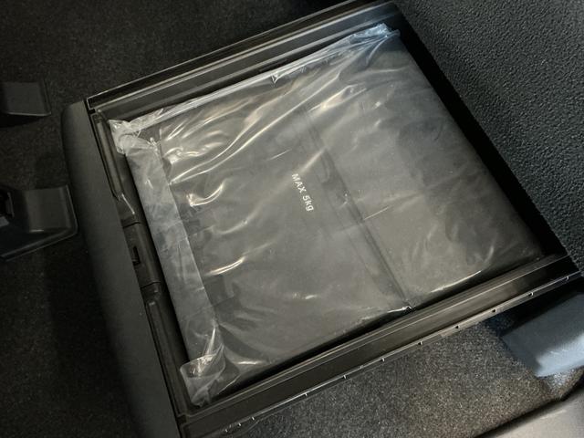 ムーヴキャンバスXメイクアップ SAIII 禁煙 ワンオーナー CD ETC走行無制限1年保証 禁煙車 ワンオーナー ETC CD USB接続 オートハイビーム アイドリングストップ 横滑り防止装置 スマートキー オートライト オートエアコン ドアバイザー ベンチシート(兵庫県)の中古車