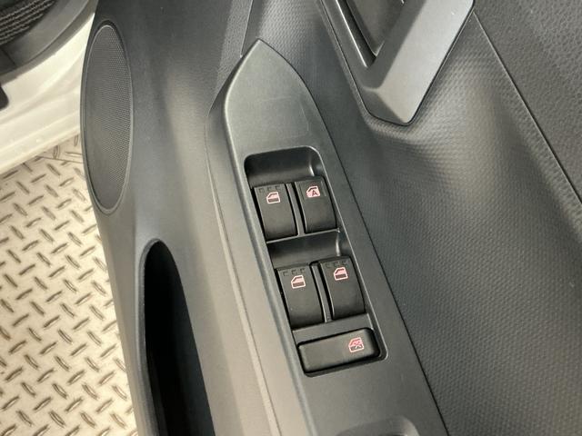 ミライースＬ　ＳＡIII　雹害車両　前後コーナーセンサー　キーレス雹害車両　１年保証　前後コーナーセンサー　オートハイビーム　アイドリングストップ　キーレスエントリー　横滑り防止装置　オートライト　ヘッドライトレベライザー　インパネシフト　スマートアシスト（兵庫県）の中古車