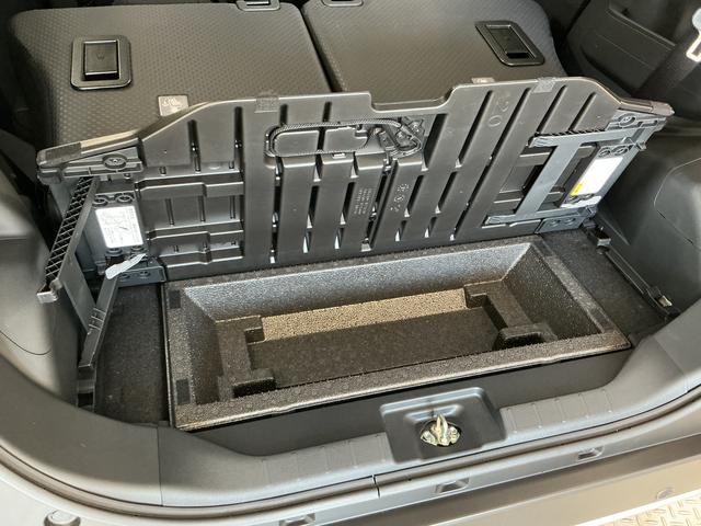 タントファンクロスターボ 4WD ワンオーナー 両側電動スライド走行無制限1年保証 両側電動スライドドア 4WD ワンオーナー 前後コーナーセンサー 前席シートヒーター ルーフレール オートハイビーム LEDヘッドライト スマートキー 15インチ純正アルミホイール(兵庫県)の中古車