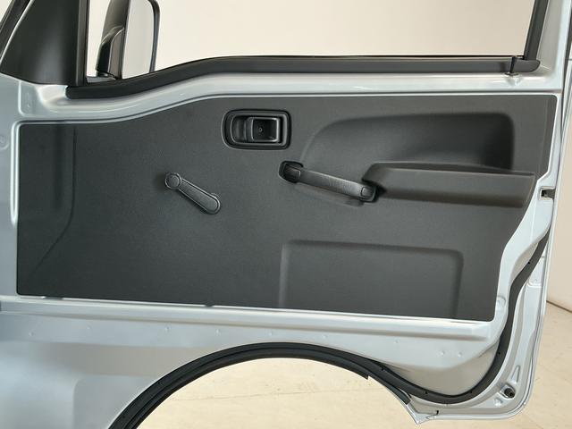 ハイゼットトラックスタンダード　ＣＶＴ　前後コーナーセンサー　横滑り防止装置走行無制限１年保証　前後コーナーセンサー　ＣＶＴ車　３方開　オートハイビーム　アイドリングストップ　横滑り防止装置　オートライト　ヘッドライトレベライザー　アクセサリーソケット　ラジオ（兵庫県）の中古車