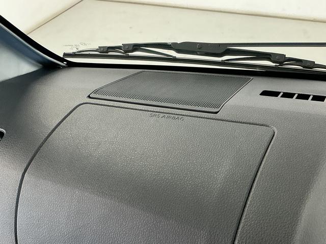 ハイゼットトラックスタンダード　ＣＶＴ　前後コーナーセンサー　横滑り防止装置走行無制限１年保証　前後コーナーセンサー　ＣＶＴ車　３方開　オートハイビーム　アイドリングストップ　横滑り防止装置　オートライト　ヘッドライトレベライザー　アクセサリーソケット　ラジオ（兵庫県）の中古車
