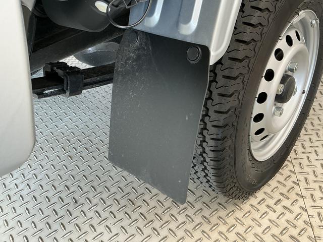 ハイゼットトラックスタンダード　ＣＶＴ　前後コーナーセンサー　横滑り防止装置走行無制限１年保証　前後コーナーセンサー　ＣＶＴ車　３方開　オートハイビーム　アイドリングストップ　横滑り防止装置　オートライト　ヘッドライトレベライザー　アクセサリーソケット　ラジオ（兵庫県）の中古車