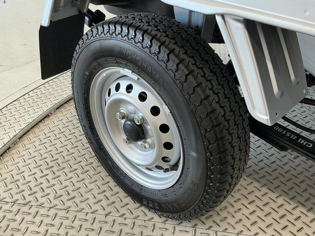 ハイゼットトラックスタンダード　ＣＶＴ　前後コーナーセンサー　横滑り防止装置走行無制限１年保証　前後コーナーセンサー　ＣＶＴ車　３方開　オートハイビーム　アイドリングストップ　横滑り防止装置　オートライト　ヘッドライトレベライザー　アクセサリーソケット　ラジオ（兵庫県）の中古車