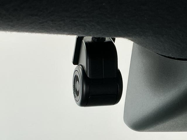 タフトＧターボ　クロムベンチャー　禁煙　ワンオーナー　ナビ　ＥＴＣ１年保証　禁煙車　ワンオーナー　ドラレコ　９インチナビＴＶ　ＥＴＣ　バックカメラ　アダプティブクルーズコントロール　コーナーセンサー　シートヒーター　スカイフィールトップ　１５インチ純正アルミホイール（兵庫県）の中古車