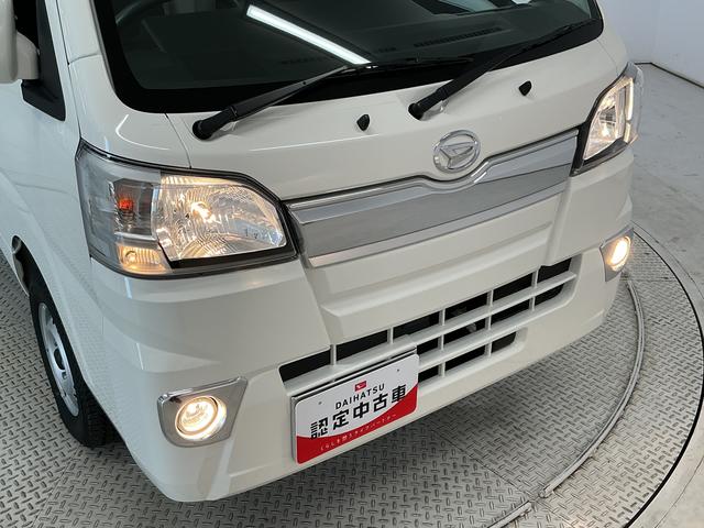 ハイゼットトラックＥＸＴ　４ＷＤ　ＡＴ　ＣＤオーディオ　荷台作業灯　荷台マット走行無制限１年保証　４ＷＤ　荷台作業灯　ＡＴ車　ＣＤオーディオ　荷台マット　キーレスエントリー　ドアバイザー　ヘッドライトレベライザー　アクセサリーソケット　マニュアルエアコン　フォグランプ（兵庫県）の中古車