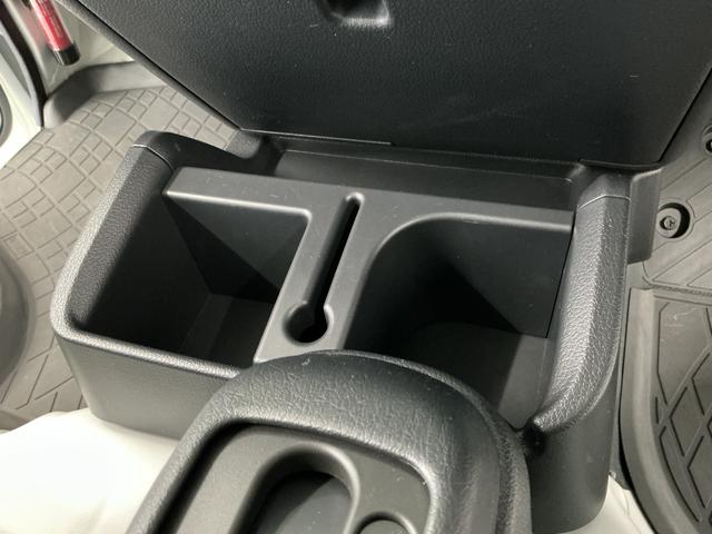 ハイゼットトラックＥＸＴ　４ＷＤ　ＡＴ　ＣＤオーディオ　荷台作業灯　荷台マット走行無制限１年保証　４ＷＤ　荷台作業灯　ＡＴ車　ＣＤオーディオ　荷台マット　キーレスエントリー　ドアバイザー　ヘッドライトレベライザー　アクセサリーソケット　マニュアルエアコン　フォグランプ（兵庫県）の中古車