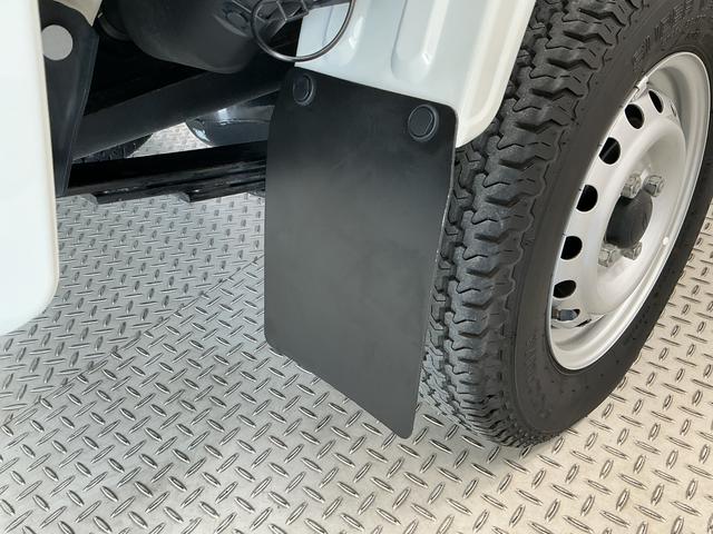 ハイゼットトラックＥＸＴ　４ＷＤ　ＡＴ　ＣＤオーディオ　荷台作業灯　荷台マット走行無制限１年保証　４ＷＤ　荷台作業灯　ＡＴ車　ＣＤオーディオ　荷台マット　キーレスエントリー　ドアバイザー　ヘッドライトレベライザー　アクセサリーソケット　マニュアルエアコン　フォグランプ（兵庫県）の中古車