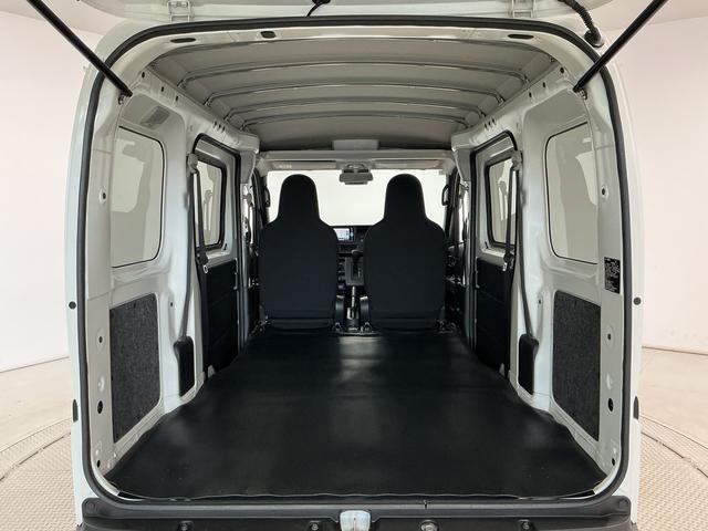 ハイゼットカーゴＤＸ　３モード電子制御式４ＷＤ　ＣＶＴ　ナビＴＶ　キーレス１年保証　３モード電子制御式４ＷＤ　ナビ　ＣＶＴ車　バックカメラ　前後コーナーセンサー　ＴＶ　ＵＳＢ接続　Ｂｌｕｅｔｏｏｔｈ　オートハイビーム　アイドリングストップ　キーレスエントリー　横滑り防止装置（兵庫県）の中古車