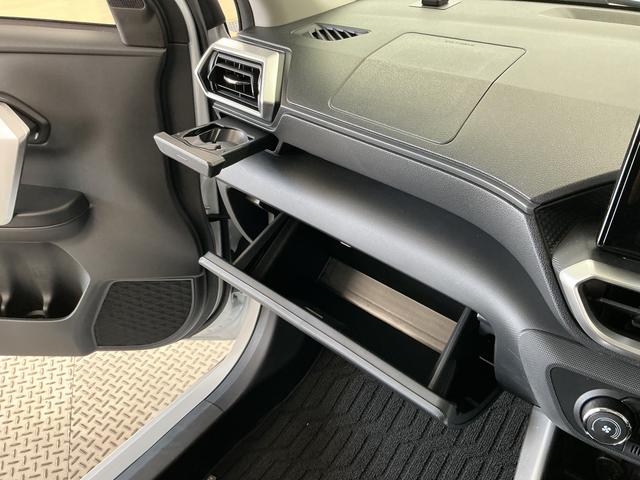 ロッキープレミアムＧ　ＨＥＶ　雹害車両　ワンオーナー　９インチナビ雹害車両　１年保証　ワンオーナー　ＥＴＣ　９インチナビＴＶ　ドラレコ　パノラマモニター　アダプティブクルーズコントロール　前後コーナーセンサー　シートヒーター　ＵＳＢ接続　１７インチ純正アルミホイール（兵庫県）の中古車