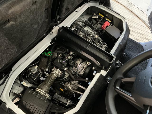 ハイゼットカーゴクルーズ　雹害車両　４ＷＤ　ＣＶＴ　１オーナー　バックカメラ雹害車両　１年保証　ＥＴＣ　ワンオーナー　３モード電子制御式４ＷＤ　ＣＶＴ車　９インチディスプレイオーディオ　ＥＴＣ　バックカメラ　コーナーセンサー　ＵＳＢ接続　Ｂｌｕｅｔｏｏｔｈ　オートハイビーム（兵庫県）の中古車