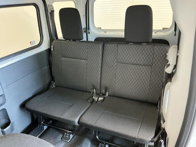 ハイゼットカーゴクルーズ　雹害車両　４ＷＤ　ＣＶＴ　１オーナー　バックカメラ雹害車両　１年保証　ＥＴＣ　ワンオーナー　３モード電子制御式４ＷＤ　ＣＶＴ車　９インチディスプレイオーディオ　ＥＴＣ　バックカメラ　コーナーセンサー　ＵＳＢ接続　Ｂｌｕｅｔｏｏｔｈ　オートハイビーム（兵庫県）の中古車