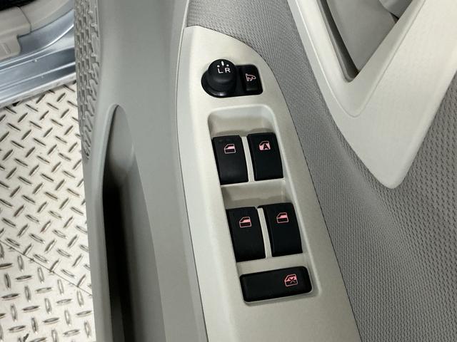 ムーヴＬ　ＳＡIII　ＣＤオーディオ　デジタルインナーミラー走行無制限１年保証　デジタルインナーミラー　キーレスエントリー　ＣＤオーディオ　オートハイビーム　アイドリングストップ　横滑り防止装置　ドアバイザー　ヘッドライトレベライザー　電動格納ドアミラー（兵庫県）の中古車