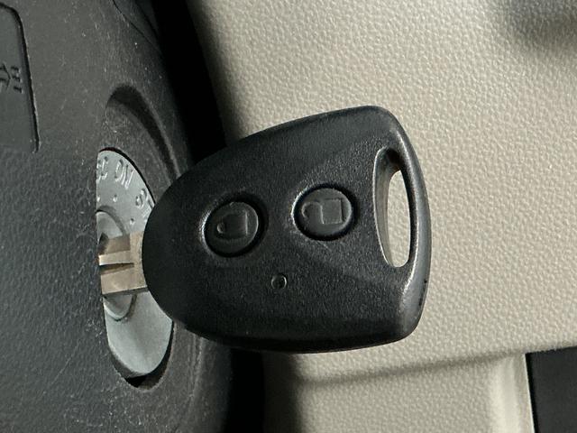 ムーヴＬ　ＳＡIII　禁煙　１オーナー　ナビ　ＥＴＣ　バックカメラ１年保証　禁煙車　ワンオーナー　ナビＴＶ　ＥＴＣ　バックカメラ　ＤＶＤ　ＵＳＢ接続　Ｂｌｕｅｔｏｏｔｈ　オートハイビーム　アイドリングストップ　キーレスエントリー　横滑り防止装置　ドアバイザー（兵庫県）の中古車
