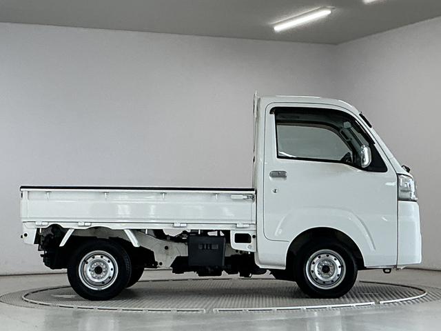 ハイゼットトラックスタンダード　４ＷＤ　ＡＴ　３方開　ゲートプロテクター走行無制限１年保証　４ＷＤ　荷台マット　ＡＴ車　３方開　ゲートプロテクター　ドアバイザー　ヘッドライトレベライザー　アクセサリーソケット　マニュアルエアコン　スペアタイヤ　ラバーフロアマット（兵庫県）の中古車