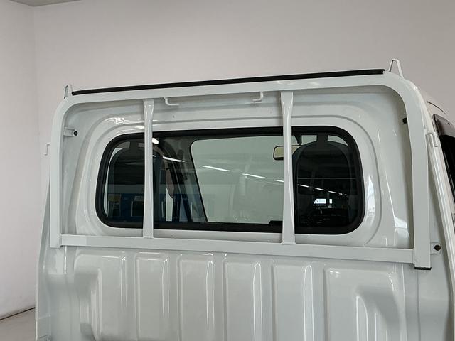 ハイゼットトラックスタンダード　４ＷＤ　ＡＴ　３方開　ゲートプロテクター走行無制限１年保証　４ＷＤ　荷台マット　ＡＴ車　３方開　ゲートプロテクター　ドアバイザー　ヘッドライトレベライザー　アクセサリーソケット　マニュアルエアコン　スペアタイヤ　ラバーフロアマット（兵庫県）の中古車