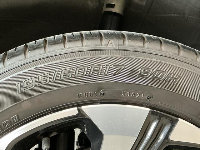 ロッキープレミアムG HEV 9インチディスプレイオーディオ ETC1年保証 9インチディスプレイオーディオ ドラレコ ETC パノラマモニター アダプティブクルーズコントロール 前後コーナーセンサー シートヒーター Bluetooth 17インチ純正アルミホイール(兵庫県)の中古車