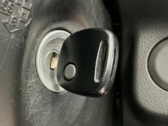 アルトＬ　禁煙　ＣＤオーディオ　バックカメラ　シートヒーター走行無制限１年保証　禁煙車　バックカメラ　ＣＤオーディオ　運転席シートヒーター　アイドリングストップ　キーレスエントリー　横滑り防止装置　ドアバイザー　ヘッドライトレベライザー　エネチャージ（兵庫県）の中古車