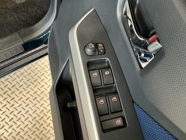トールカスタムG SAII 9インチナビTV ETC 後席モニター1年保証 9インチナビTV 後席モニター ETC パノラマモニター オートクルーズコントロール 両側電動スライドドア 前席シートヒーター DVD Bluetooth 14インチ純正アルミホイール(兵庫県)の中古車