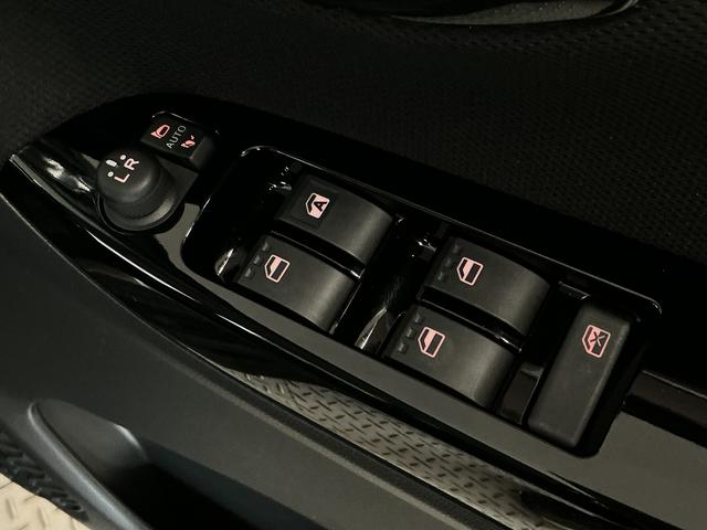 ムーヴカスタム RS ハイパーSAIII ターボ 8インチナビTV1年保証 8インチナビ パノラマモニター ドラレコ ETC 運転席シートヒーター TV USB Bluetooth LEDヘッドライト プッシュスタート 横滑り防止装置 15インチ純正アルミホイール(兵庫県)の中古車