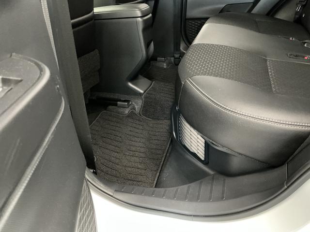 ロッキープレミアムG HEV 雹害車両 ワンオーナー 9インチナビ雹害車両 1年保証 ワンオーナー ETC 9インチナビTV ドラレコ パノラマモニター アダプティブクルーズコントロール 前後コーナーセンサー ブラインドスポットモニター 17インチ純正アルミホイール(兵庫県)の中古車