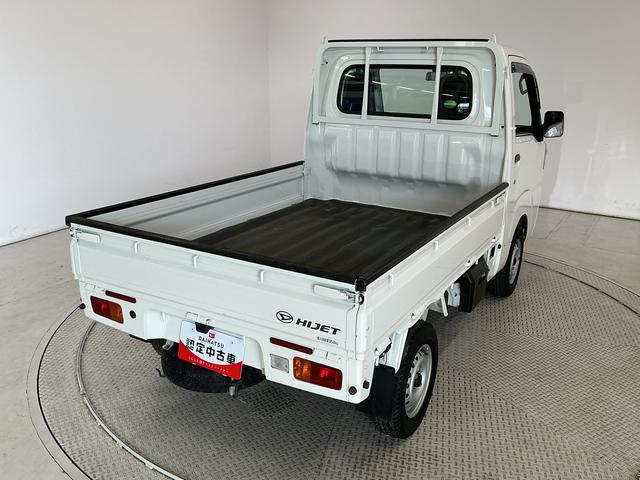 ハイゼットトラックスタンダードSAIIIt 4WD 5MT 3方開 荷台マット走行無制限1年保証 4WD 荷台マット MT車 3方開 ゲートプロテクター LEDヘッドライト ドアバイザー ヘッドライトレベライザー アクセサリーソケット マニュアルエアコン ラジオ スペアタイヤ(兵庫県)の中古車