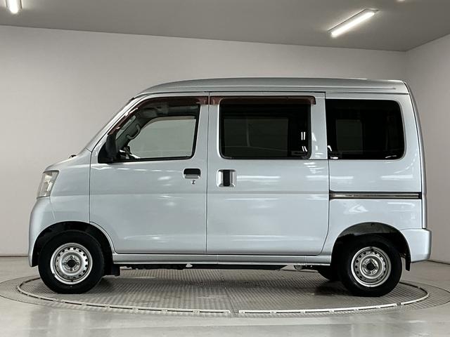 ハイゼットカーゴDX 5MT 禁煙 ワンオーナー ETC 両側スライドドア走行無制限1年保証 禁煙車 ワンオーナー MT車 ETC ドアバイザー ヘッドライトレベライザー シガーソケット 両側スライドドア ラジオ マニュアルエアコン パワーウィンドウ ラバーフロアマット(兵庫県)の中古車