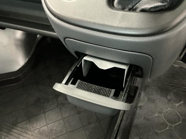 ハイゼットカーゴDX 5MT 禁煙 ワンオーナー ETC 両側スライドドア走行無制限1年保証 禁煙車 ワンオーナー MT車 ETC ドアバイザー ヘッドライトレベライザー シガーソケット 両側スライドドア ラジオ マニュアルエアコン パワーウィンドウ ラバーフロアマット(兵庫県)の中古車