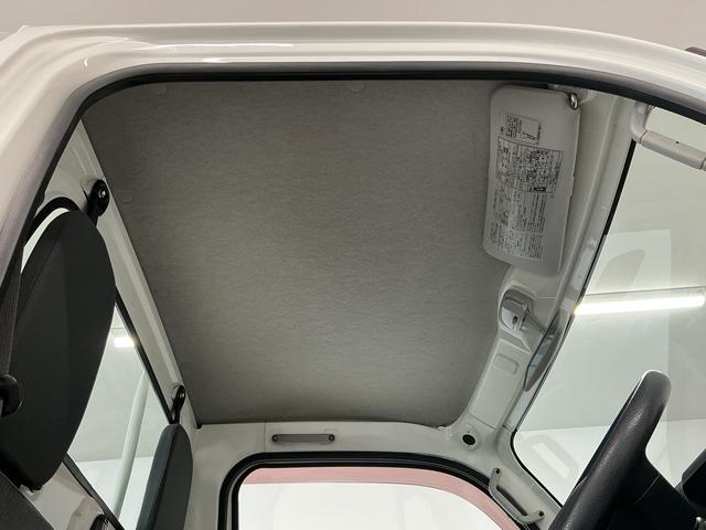 ハイゼットトラックスタンダード エアコン・パワステレス 4WD 5MT 3方開走行無制限1年保証 リアゲートチェーン 4WD MT車 3方開 ゲートプロテクター ドアバイザー ヘッドライトレベライザー ラジオ アクセサリーソケット ラバーフロアマット バッテリーカバー(兵庫県)の中古車