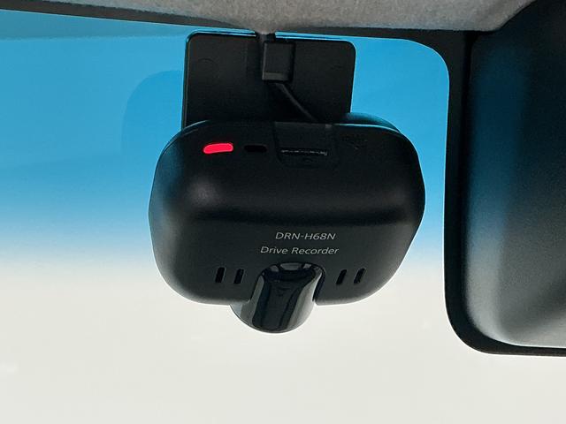 タントカスタムＲＳ　トップエディションＶＳ　ＳＡIII　禁煙　ナビ１年保証　ワンオーナー　８インチナビＴＶ　禁煙車　ドラレコ　ＥＴＣ　パノラマモニター　両側電動スライドドア　コーナーセンサー　シートヒーター　ＵＳＢ　Ｂｌｕｅｔｏｏｔｈ　１５インチ純正アルミホイール（兵庫県）の中古車